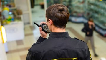 Эксчиновники поднимают прибыль на охране "ПриватБанка": миллионы гривен без конкуренции