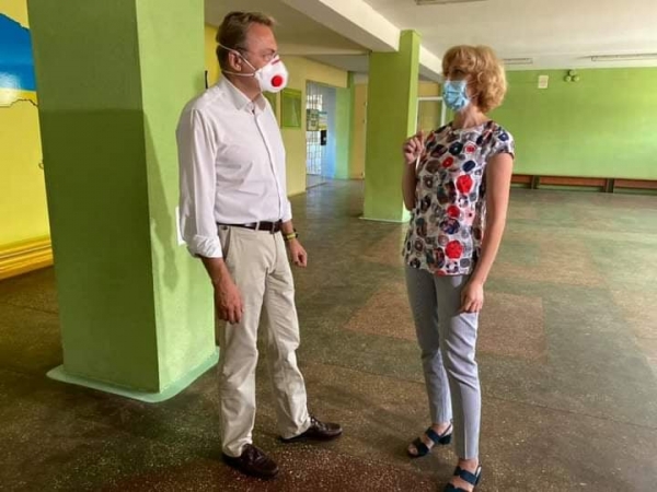 Львовский городской голова: Школы будут работать в максимально безопасном режиме Львовский городской голова: Школы будут работать в максимально безопасном режиме