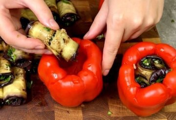 Перцы, фаршированные баклажанами на зиму: уникальная консервация, которая "улетучится" быстрее остальных Перцы, фаршированные баклажанами на зиму: уникальная консервация, которая "улетучится" быстрее остальных