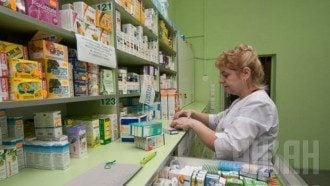 Таблетки от COVID-19 появились в аптеках – Минздрав предупреждает о подделке
Таблетки от COVID-19 появились в аптеках – Минздрав предупреждает о подделке