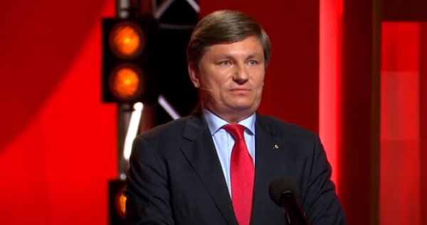 Герасимов увидел, как украинцев принуждают судиться с Порошенко Герасимов увидел, как украинцев принуждают судиться с Порошенко