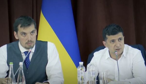 Отдал 10% из награбленного и сбежал заграницу: скандального эксдиректора лесхоза Харьковщины объявили в международный розыск Отдал 10% из награбленного и сбежал заграницу: скандального эксдиректора лесхоза Харьковщины объявили в международный розыск