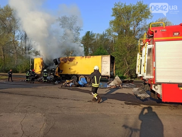 В Луганской области сгорела фура Новой почты: в компании сделали заявление
В Луганской области сгорела фура Новой почты: в компании сделали заявление