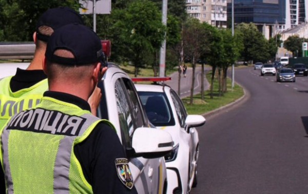 Украинка отдыхала в компании 3 мужчин и неожиданно скончалась: копы узнали, в чем дело Украинка отдыхала в компании 3 мужчин и неожиданно скончалась: копы узнали, в чем дело