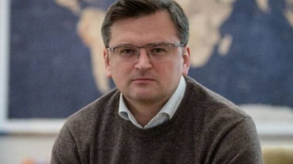 Конституция Украины отвечает на два главных вопроса: глава МИД Дмитрий Кулеба дал простое объяснение Конституция Украины отвечает на два главных вопроса: глава МИД Дмитрий Кулеба дал простое объяснение