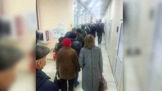 Ажиотаж во всех учреждениях Харькова: горожане боятся введения "красной" зоны в понедельник
