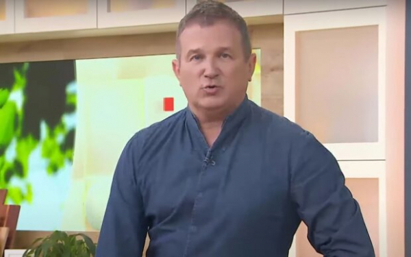 Юрий Горбунов показал, как "приветствуют" россиян заграницей: "Небольшая неожиданность"