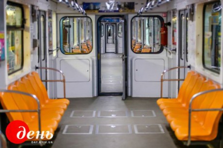 Киевское метро после возобновления работы будет функционировать без жетонов Киевское метро после возобновления работы будет функционировать без жетонов