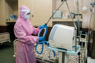 Лечения от нового штамма коронавируса Дельта+ нет: врач предупредила украинцев
