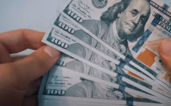 Доллар будет шатать? К каким перепадам курса следует готовиться украинцам Доллар будет шатать? К каким перепадам курса следует готовиться украинцам