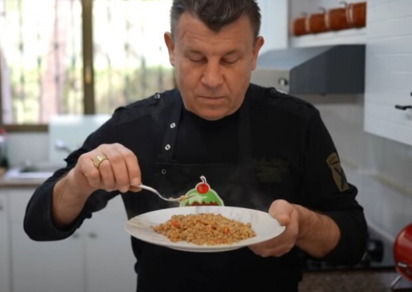 Такой гречкой не захочется ни с кем делиться: простой рецепт приготовления крупы "по-купечески" Такой гречкой не захочется ни с кем делиться: простой рецепт приготовления крупы "по-купечески"