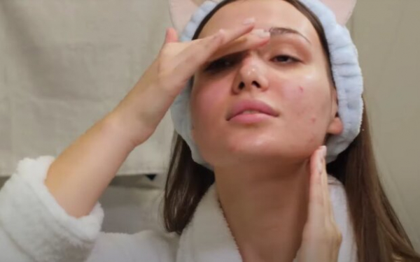 Спасительный лайфхак: как избавиться от прыща на лице всего за одну ночь Спасительный лайфхак: как избавиться от прыща на лице всего за одну ночь