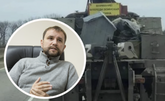 Ответ знает лишь психиатр: Вятрович объяснил, зачем оккупанты крали унитазы и собачьи будки
