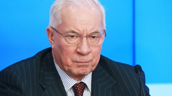 Азаров: Нынешние власти Украины сознательно предают свой народ Азаров: Нынешние власти Украины сознательно предают свой народ
