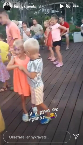 Елена Кравец из "Квартал 95" воспитывает сына настоящим мужчиной: "И к руке ее припал" Елена Кравец из "Квартал 95" воспитывает сына настоящим мужчиной: "И к руке ее припал"