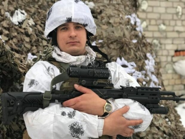 Украинский защитник, в перерывах между обстрелами, написал эпическую оду внеземной любви: "Звучит в душе..." Украинский защитник, в перерывах между обстрелами, написал эпическую оду внеземной любви: "Звучит в душе..."