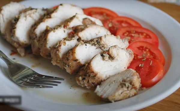 Останется только сварить картошку: очень сочная курица в фольге, рецепт-выручалочка Останется только сварить картошку: очень сочная курица в фольге, рецепт-выручалочка