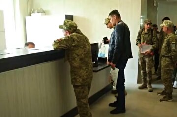 Будут действовать более оперативно: ТЦК наделят новыми полномочиями Будут действовать более оперативно: ТЦК наделят новыми полномочиями