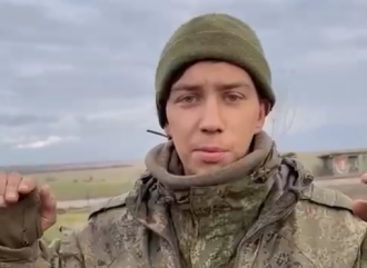 "Мы пытались отступать!": российских солдат гонят в Украину под дулами автоматов
