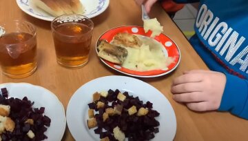 Бесплатное питание в школах: на что могут рассчитывать не только ученики 1-4 классов Бесплатное питание в школах: на что могут рассчитывать не только ученики 1-4 классов