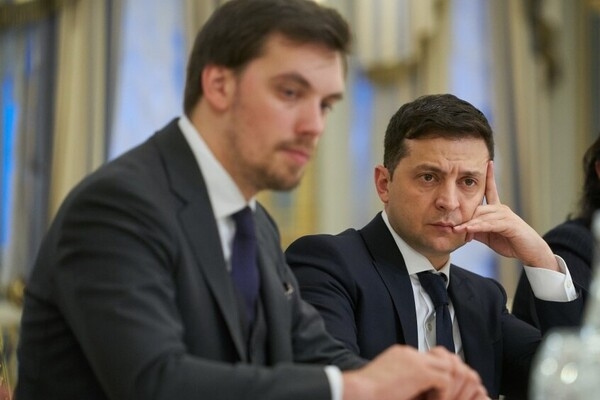 Гончарук назвал причину многих ошибок президента Зеленского
Гончарук назвал причину многих ошибок президента Зеленского