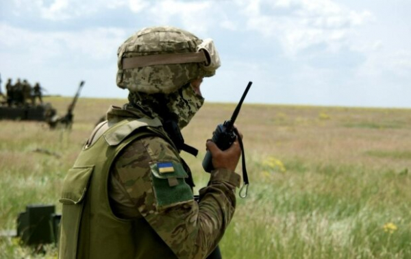 На Днепропетровщине солдат застрелил двух товарищей: не понравилось замечание