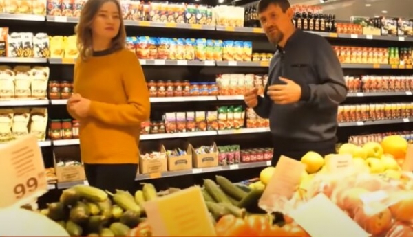 Невозмутимые кассиры и акции интересные - в популярном супермаркете дурят покупателей фальшивыми ценами