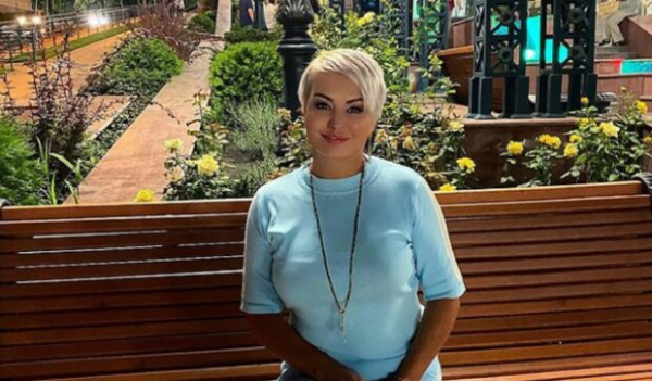 Катя Лель вновь запела о чувствах: "Я любила тебя всем сердцем, а ты каким местом"