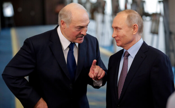 путин впервые озвучил официальные цели войны, однако устами Пескова и Лукашенко: "Украинский народ уничтожается"