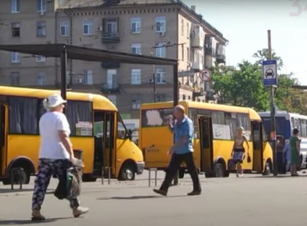"Девушка, передайте за проезд" отменяется, — столичные маршрутки оснастят по последнему слову техники "Девушка, передайте за проезд" отменяется, — столичные маршрутки оснастят по последнему слову техники