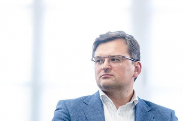 Конституция Украины отвечает на два главных вопроса: глава МИД Дмитрий Кулеба дал простое объяснение Конституция Украины отвечает на два главных вопроса: глава МИД Дмитрий Кулеба дал простое объяснение