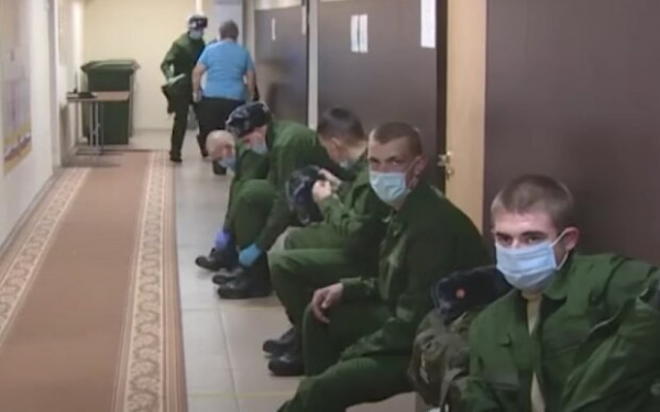 Российская власть начала постепенно разваливаться, пока диктатор играет в великого "завоевателя": "путин будет воевать, пока жив" Российская власть начала постепенно разваливаться, пока диктатор играет в великого "завоевателя": "путин будет воевать, пока жив"
