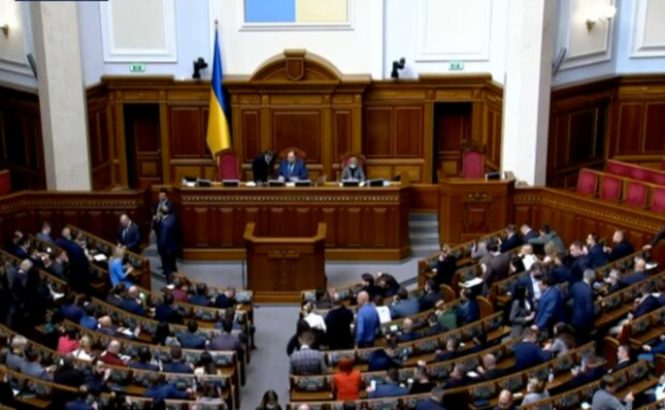 Главное за ночь: Украина может "приватизировать" кусочек Луны, детали Госбюджета-2022, победа над Финляндией и приход морозов