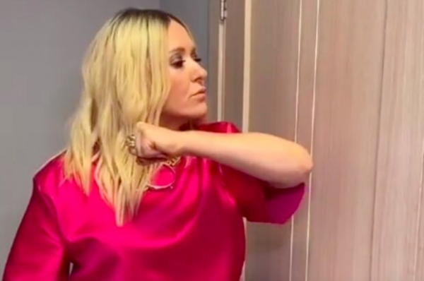 45-летняя Могилевская устроила "скандал" слишком наглым соседям: "Пришла ругаться" 45-летняя Могилевская устроила "скандал" слишком наглым соседям: "Пришла ругаться"