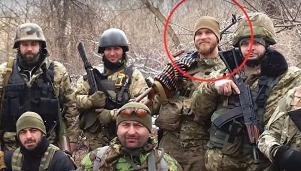 Белая угроза: США боятся вербовки американцев в «Азов» Белая угроза: США боятся вербовки американцев в «Азов»