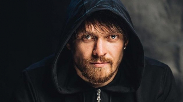 &laquo;Берегите нервы инженеров!&raquo;: в &laquo;Укрзализнице&raquo; отчитали Усика за хайп на рельсах