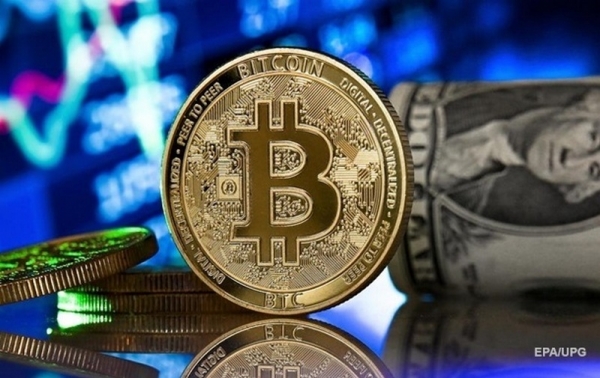 Биткоин внезапно обвалился на 17% Биткоин внезапно обвалился на 17%
