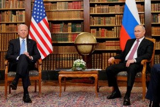 Вопрос возвращения Крыма и Донбасса будет решать Вашингтон: эксперт объяснил, почему это плохо
