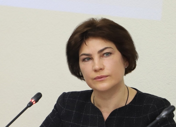 "Порвали пиджаки охране": Венедиктова пожаловалась на Порошенко и его соратников
"Порвали пиджаки охране": Венедиктова пожаловалась на Порошенко и его соратников