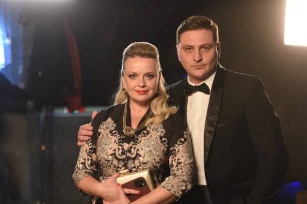 Ирма Витовская из "Леся+Рома" предупредила всех украинцев, будем рыдать много: "Мы узнаем о преступлениях" Ирма Витовская из "Леся+Рома" предупредила всех украинцев, будем рыдать много: "Мы узнаем о преступлениях"