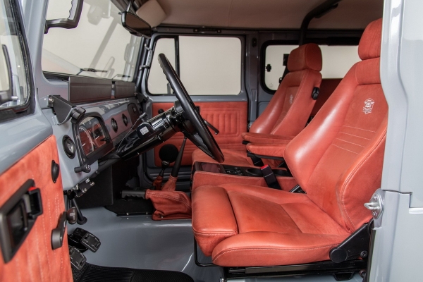 
36-летний Land Cruiser выглядит круче нового
 