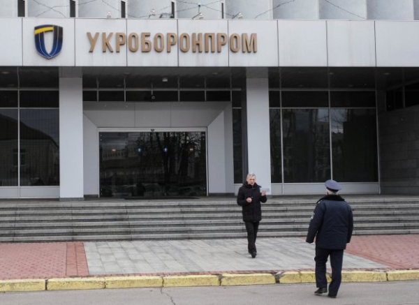 СвинарчукГейт не утихает, а 2,4 млн не нашли: директора Изюмского завода Филоненко оправдал ВАКС СвинарчукГейт не утихает, а 2,4 млн не нашли: директора Изюмского завода Филоненко оправдал ВАКС
