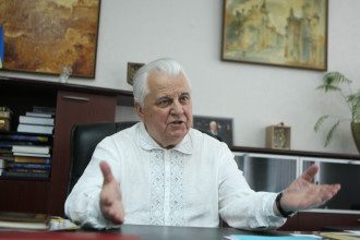 Кравчук выдвинул жесткое обвинение в адрес Путина из-за Донбасса
Кравчук выдвинул жесткое обвинение в адрес Путина из-за Донбасса