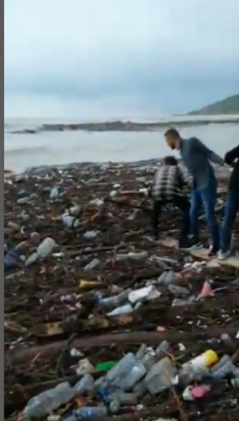 Дома смыло водой, люди в ужасе и слезах: Турцию затопило после страшных пожаров Дома смыло водой, люди в ужасе и слезах: Турцию затопило после страшных пожаров