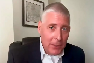 НЛО не только существуют, но и взаимодействуют с людьми: генерал утверждает, что знает это лично НЛО не только существуют, но и взаимодействуют с людьми: генерал утверждает, что знает это лично