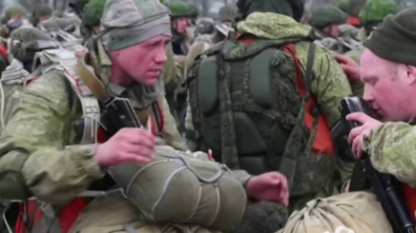 Российские военные творят массовые зверства на территории рф: не жалеют даже своих женщин Российские военные творят массовые зверства на территории рф: не жалеют даже своих женщин