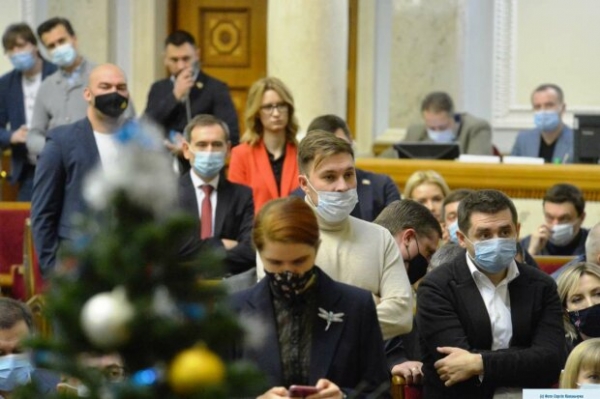 Главные новости за 19 февраля: непонятные платежки, изменения в безвизе и убийство украинца азербайджанцем Главные новости за 19 февраля: непонятные платежки, изменения в безвизе и убийство украинца азербайджанцем