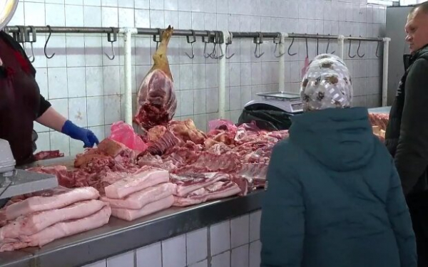 Чем ближе к Пасхе, тем дороже: в Украине продолжают расти цены на свинину Чем ближе к Пасхе, тем дороже: в Украине продолжают расти цены на свинину