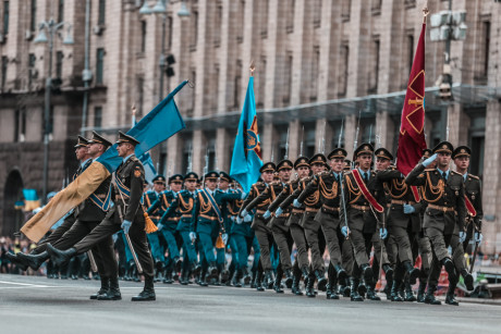 В Киеве состоялась генеральная репетиция парада ко Дню Независимости В Киеве состоялась генеральная репетиция парада ко Дню Независимости