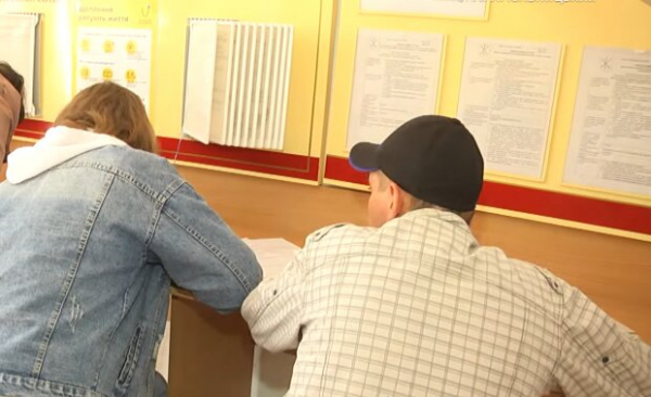 В ноябре 2200 грн получат новые категории украинцев: как оформить выплаты В ноябре 2200 грн получат новые категории украинцев: как оформить выплаты